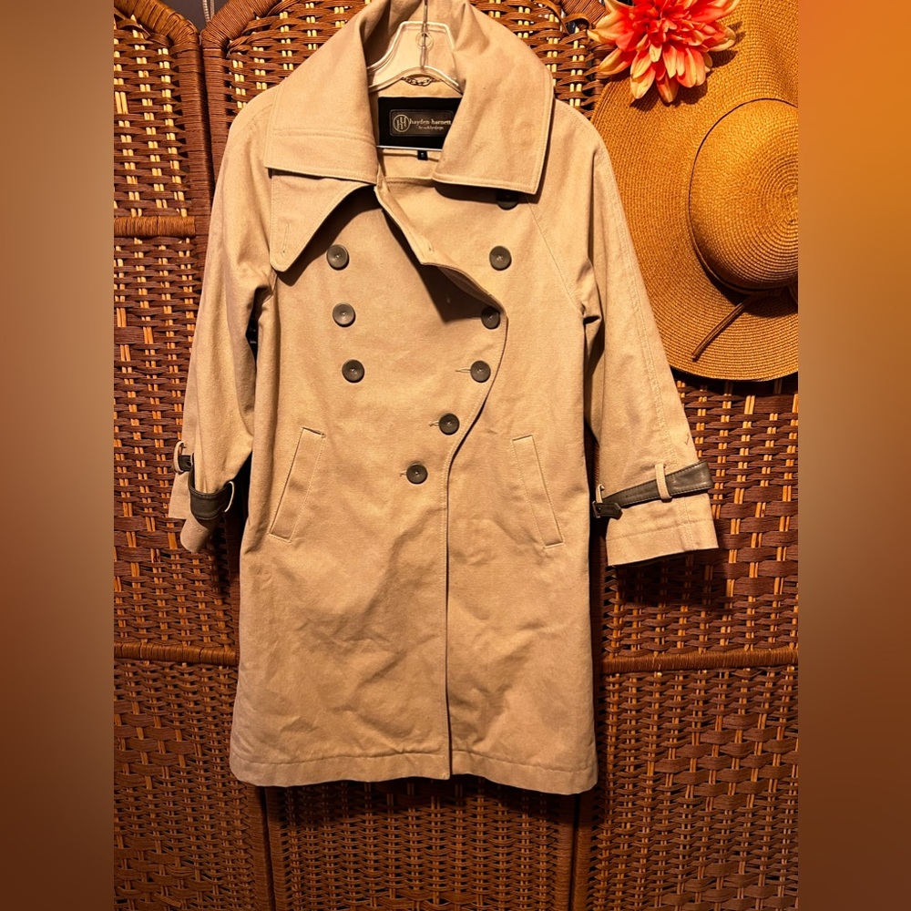 Hayden-barnet Brooklyn New York Canvas trenchcoat never worn absolutely gorgeous